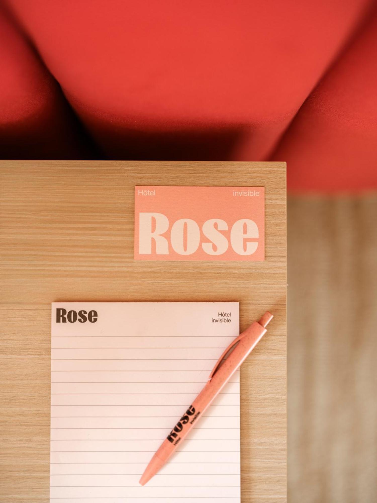 Rose - Invisible Ville de Québec